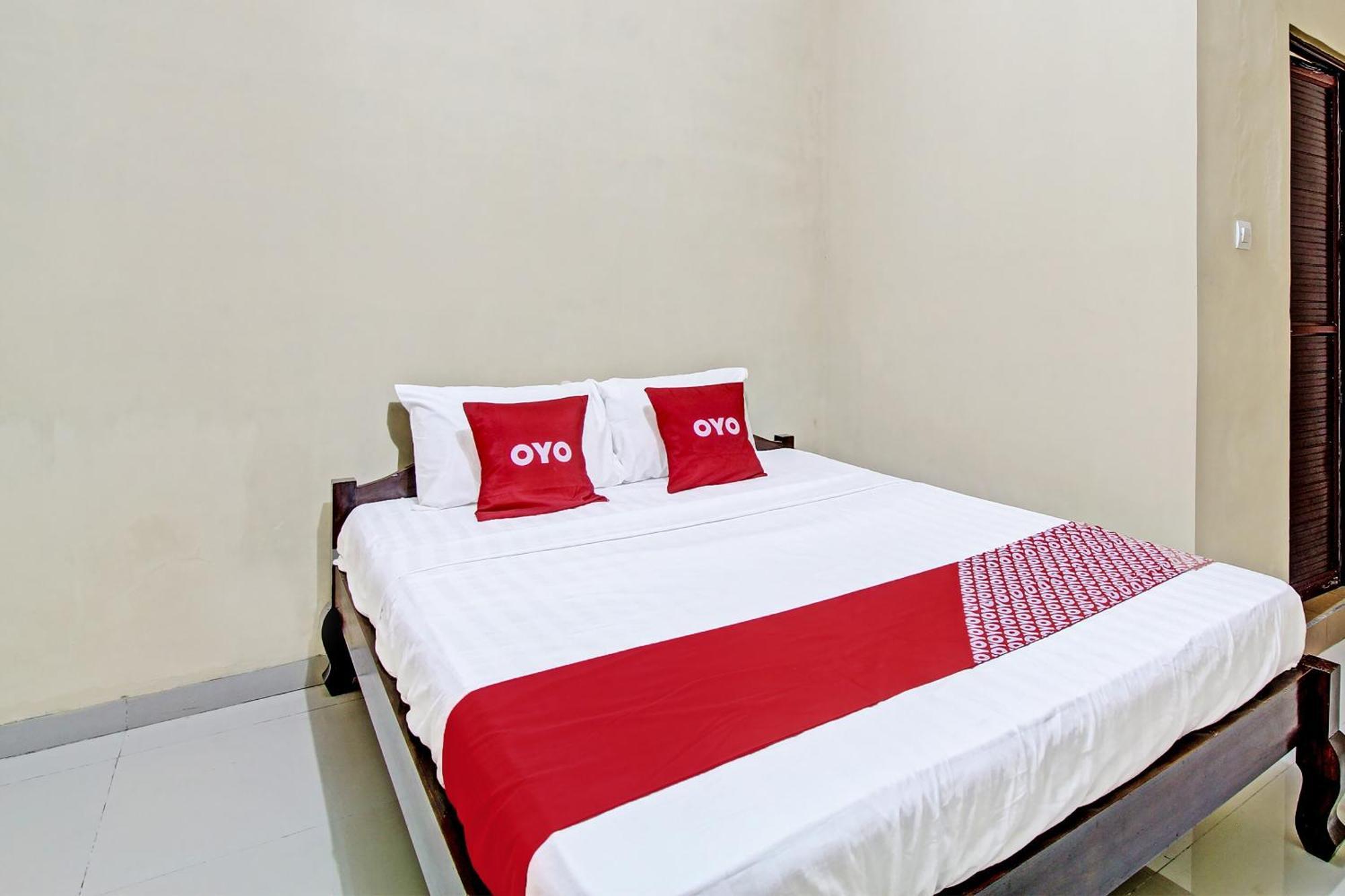 Oyo 91353 Hotel Surya Andesa Klaten Экстерьер фото