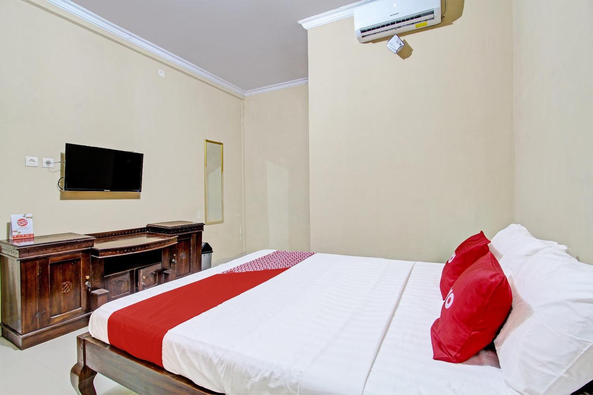 Oyo 91353 Hotel Surya Andesa Klaten Экстерьер фото
