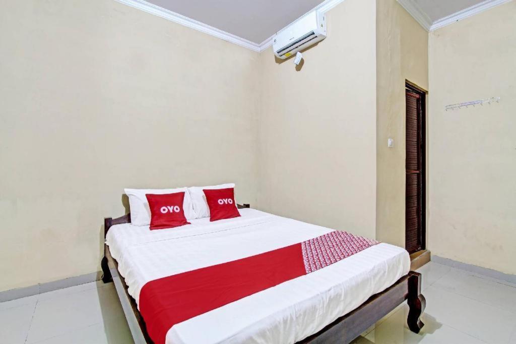 Oyo 91353 Hotel Surya Andesa Klaten Экстерьер фото